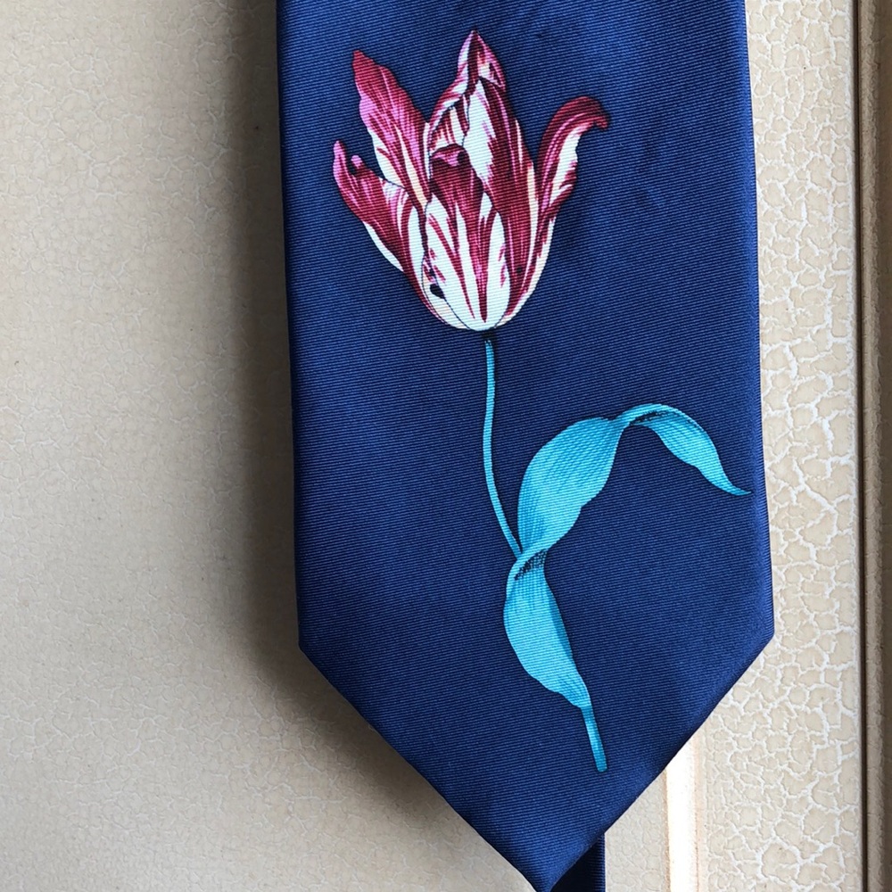 Floral Silk Tie with Red and Blue Design